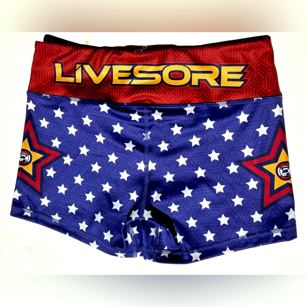 Live Sore workout booty shorts Wonder Woman M NWT